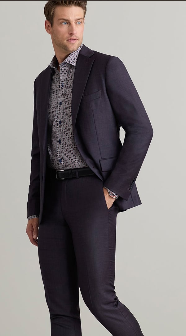 Suiting 9.